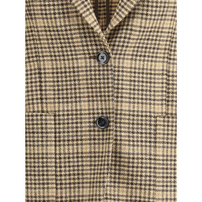 Close-up of Lardini Beige Wool Blazer showcasing houndstooth pattern and single-breasted button closure with classic lapel.