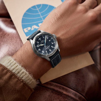 TIMEX WATCHES Mod. TW2Y38800 on wrist, showcasing the classic design and quality finish of the watch.