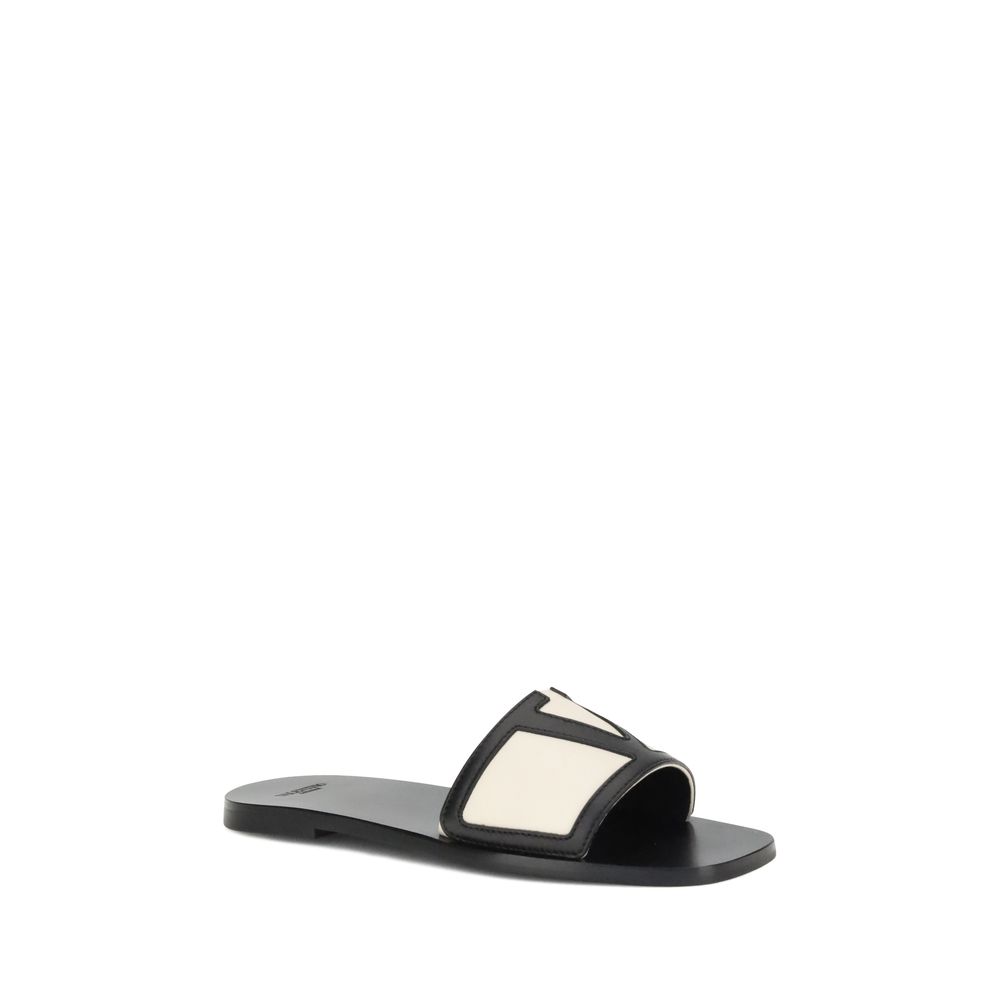 Valentino Garavani Viva Superstar Sandals