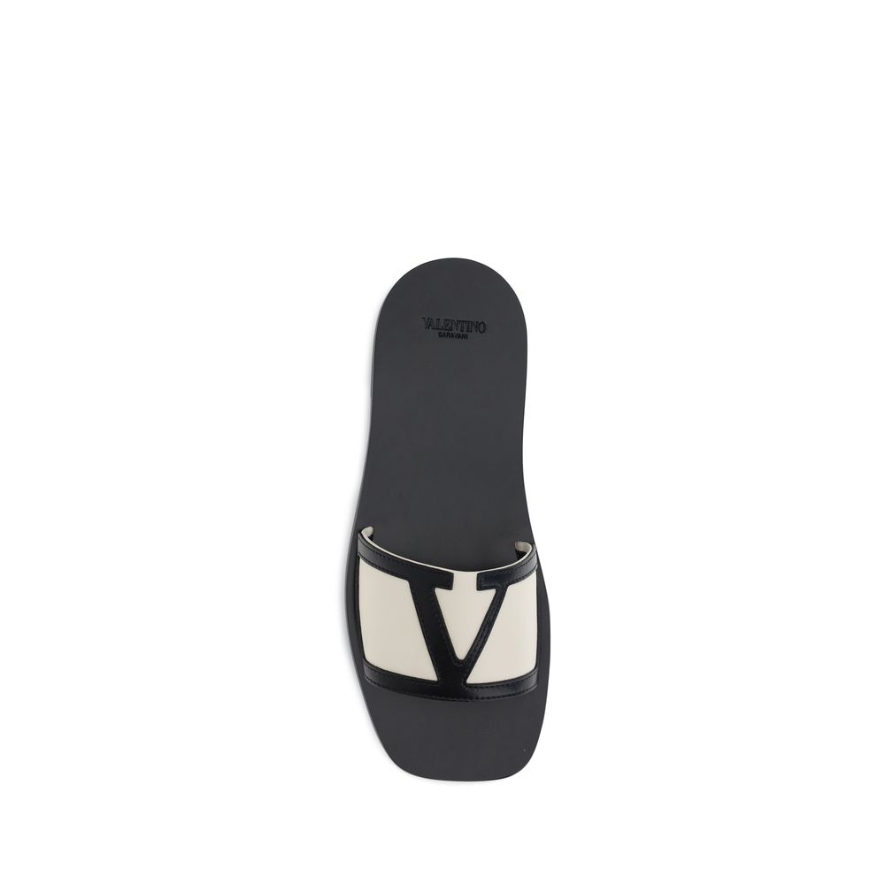 Valentino Garavani Viva Superstar Sandals